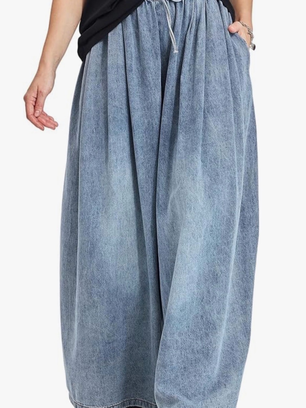 Light Wash Wide-Leg Women’s Jeans Skirt-Style Trousers